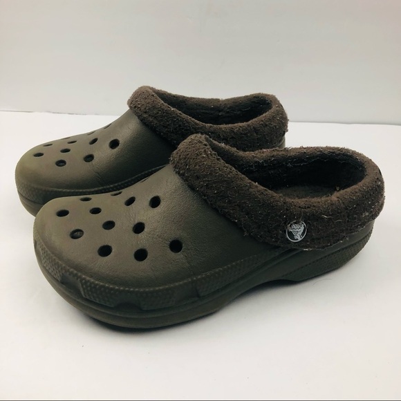 Crocs boys slip on covered Clogs size 4/6 - Picture 3 of 12